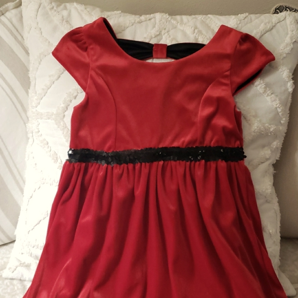 ** Bundle Girls Dresses for $7** Girls Velvet Red Dress